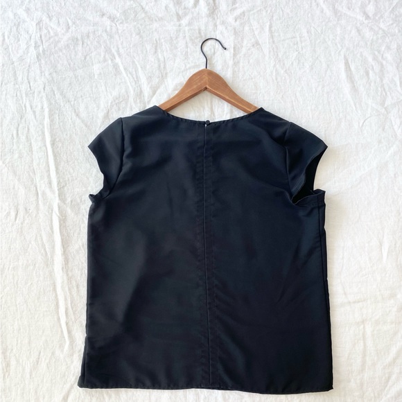 Chic by Jacob Black Blouse With Floral Detail - Picture 6 of 10